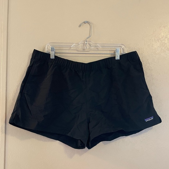 NWT Patagonia women’s Barely Baggies Shorts sz S - Picture 1 of 8